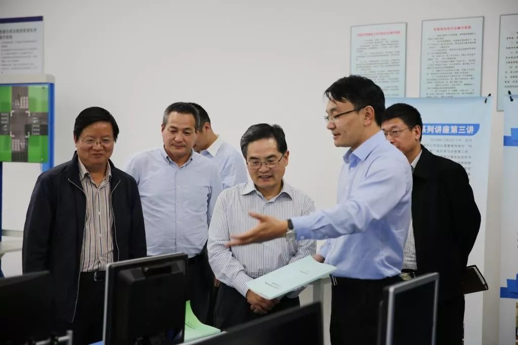 43e96532ee67480dabf0f8fd93e1bd23-2.jpg 43e96532ee67480dabf0f8fd93e1bd23-2.jpg